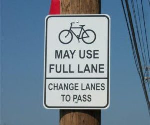 cyclists-may-use-full-lane-sign-ferguson-cc-licensed-mobikefed-flickr